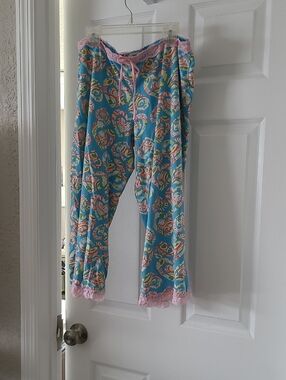 PJ Couture Capri PJ Pants Large